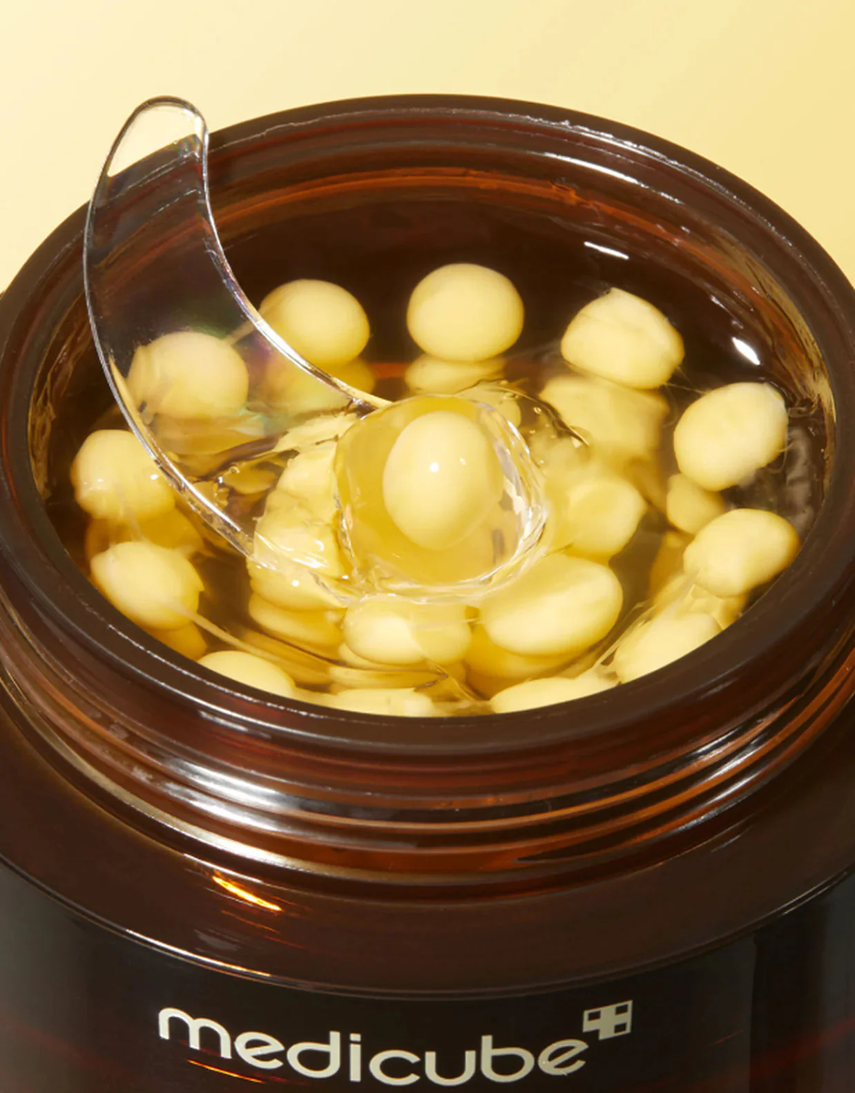Medicube Deep Vita C Capsule Cream (55g) - Image 3
