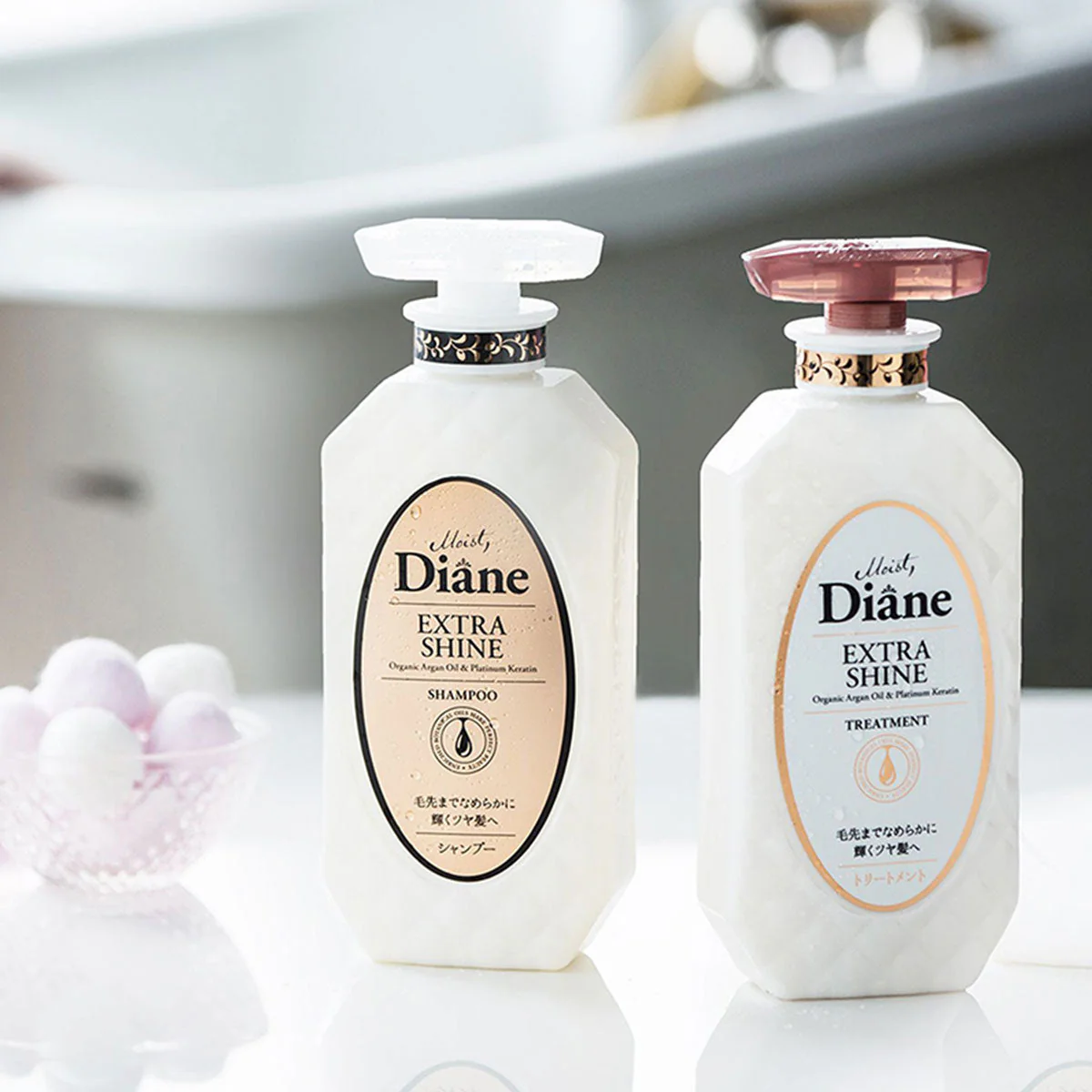 MOIST DIANE Perfect Beauty Extra Moist & Shine Shampoo (450ml) - Image 2