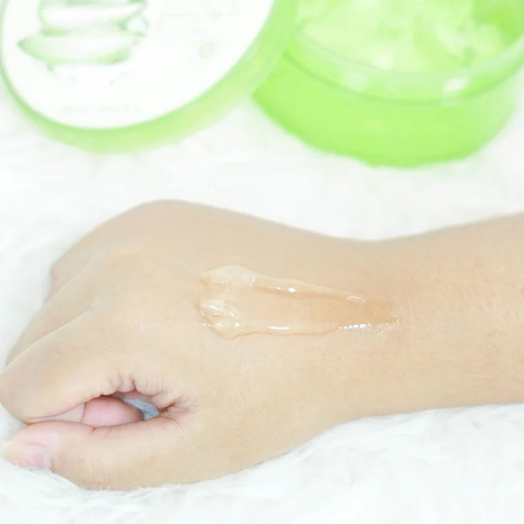 NATURE REPUBLIC Aloe Vera 92% Soothing Gel Tub (300ml) - Image 4