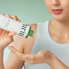PURITO Wonder Releaf Centella Toner Unscented (200ml) - Image 3